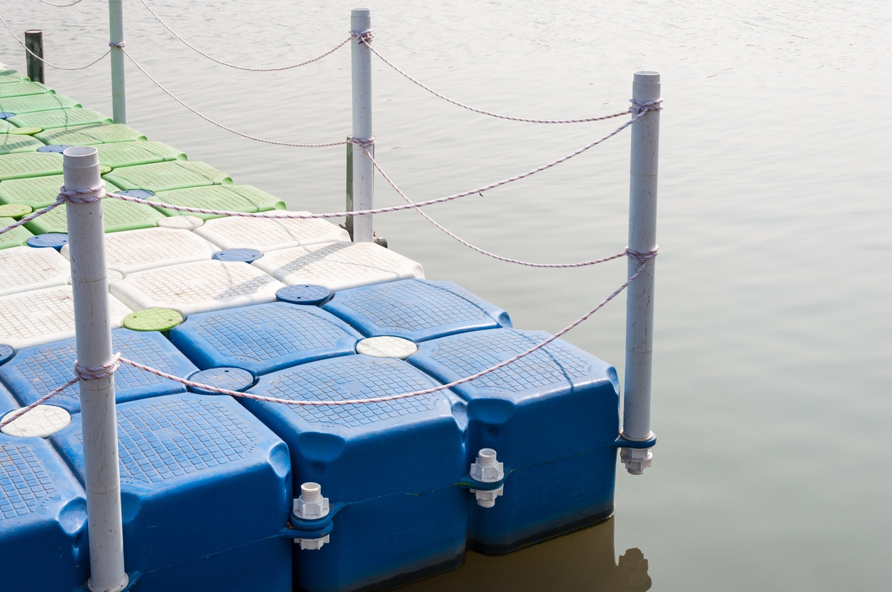 Why Poly Floating Walkways and Pontoons are the Best